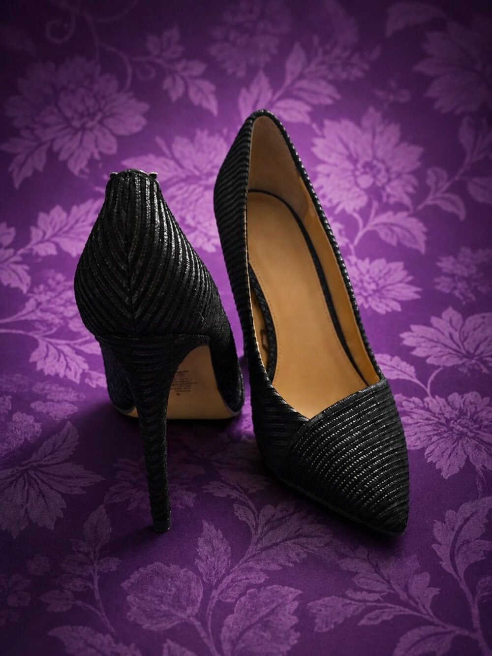 Express Black Textured Pointed Toe Heels